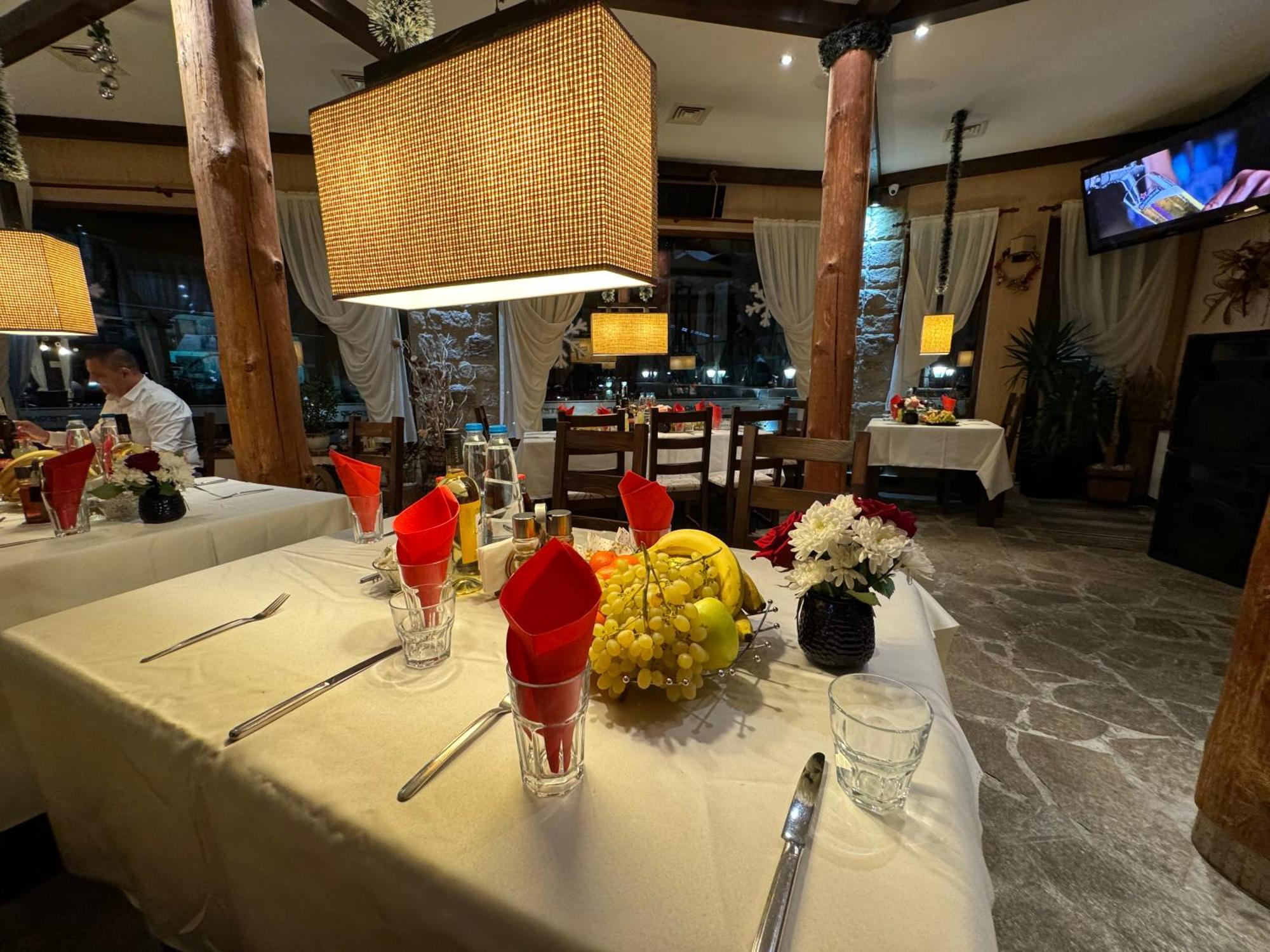 Family Hotel Eterno Tsigov Chark Exterior photo